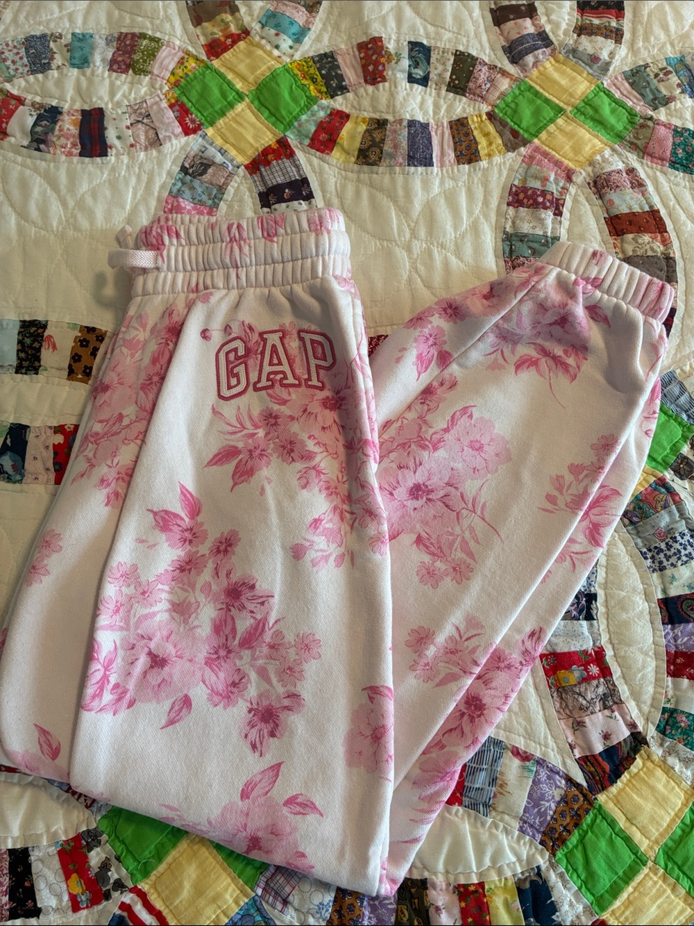 GAP Sweatpants with Pink Floral Print small coquette girlhoodcore
